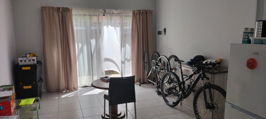 To Let 3 Bedroom Property for Rent in Navalsig Free State